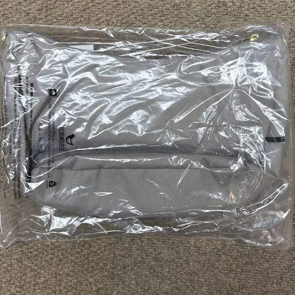 Canvelle Grey Crescent - Picture 5 of 7